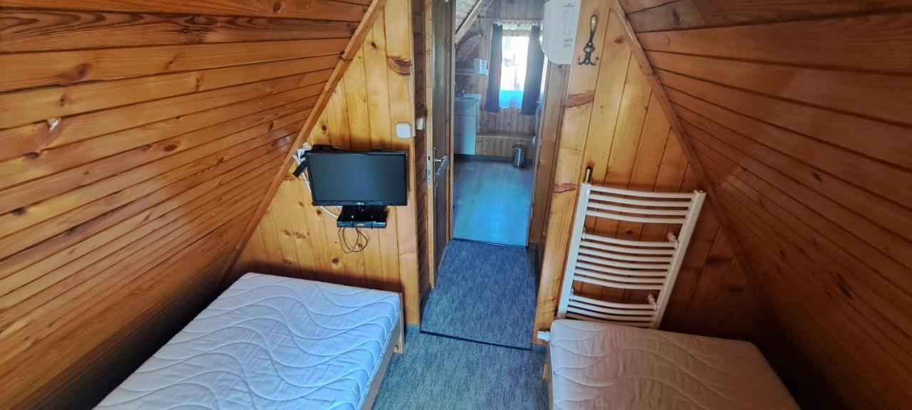 Keri Apartman Mosonmagyarovar Luaran gambar