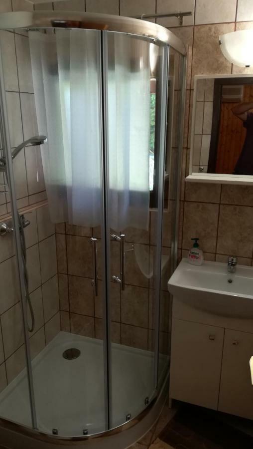 Keri Apartman Mosonmagyarovar Luaran gambar